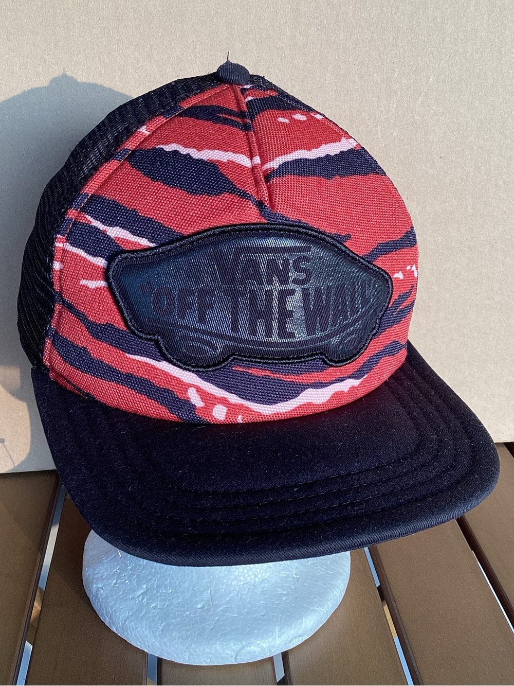 Vans off the wall SnapBack Trucker Hat Black Tiger animal print